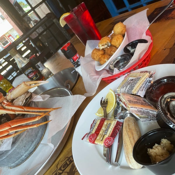 Folly Beach Crab Shack 60 tips from 2497 visitors