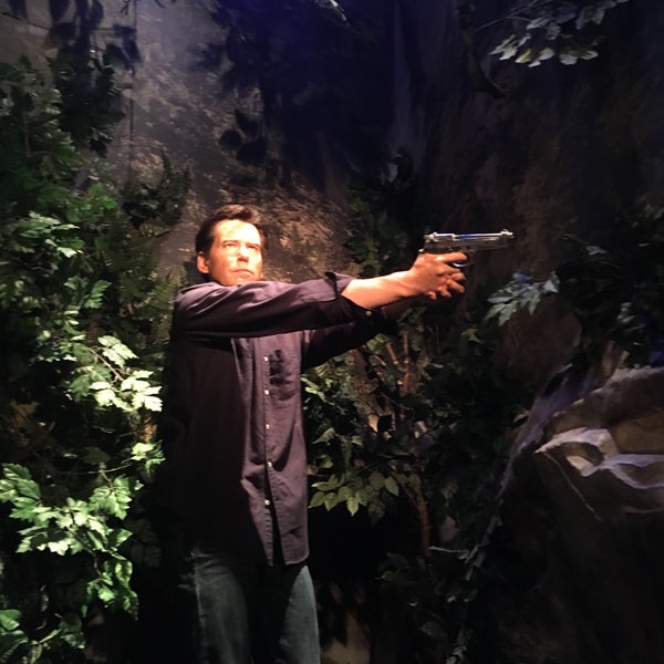 Photo taken at Hollywood Wax Museum by D on 9/10/2016