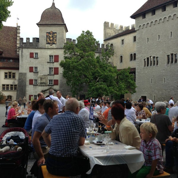 9/1/2013 tarihinde Kumru A.ziyaretçi tarafından Schloss Lenzburg'de çekilen fotoğraf