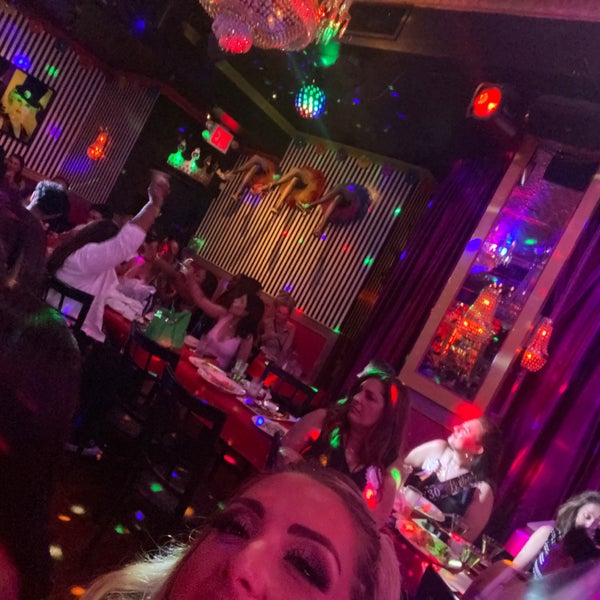 Foto tirada no(a) Lips Drag Queen Show Palace, Restaurant &amp; Bar por Hannah C. em 7/31/2022