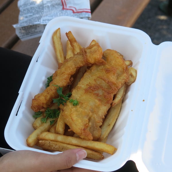 9/25/2017에 GiB km님이 Fish &amp; Chips of Sausalito에서 찍은 사진