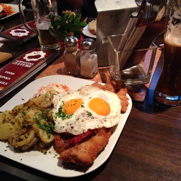 Schnitzel Culture Zentrum 17 tips