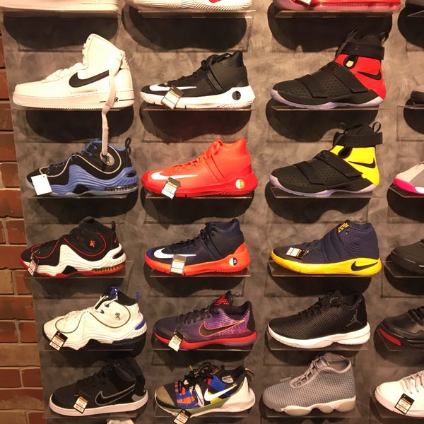 EbLens Clothing Store in Northeast Yonkers