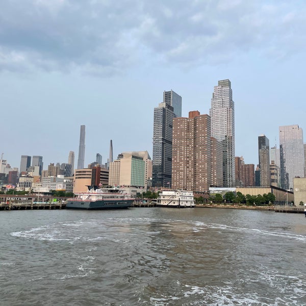 ny-waterway-ferry-terminal-midtown-marine-terminal-in-hell-s-kitchen
