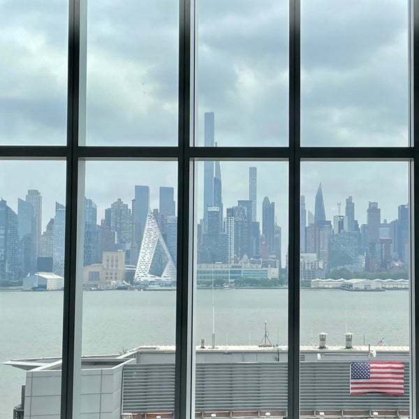 Photos At Envue Autograph Collection By Marriott Hotel