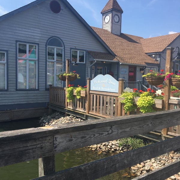 The Colonial Inn at Historic Smithville 615 E Moss Mill Rd