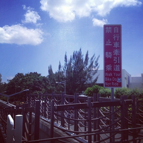 Photos At 新生北路高架橋圓山段 Road In Zhōngshan Qu Photos At 新生北路高架橋圓山段 Road In Zhōngshan Qu
