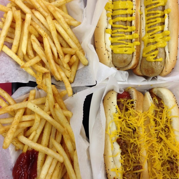 Photo taken at Mike&#39;s Chicago Hot Dogs by Antonio L. on 12/21/2013