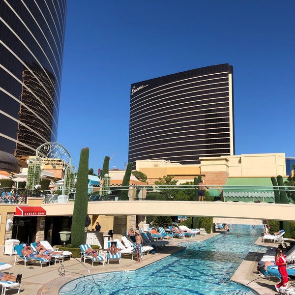Foto scattata a Wynn Las Vegas Pool da Thorsten J. il 10/24/2018