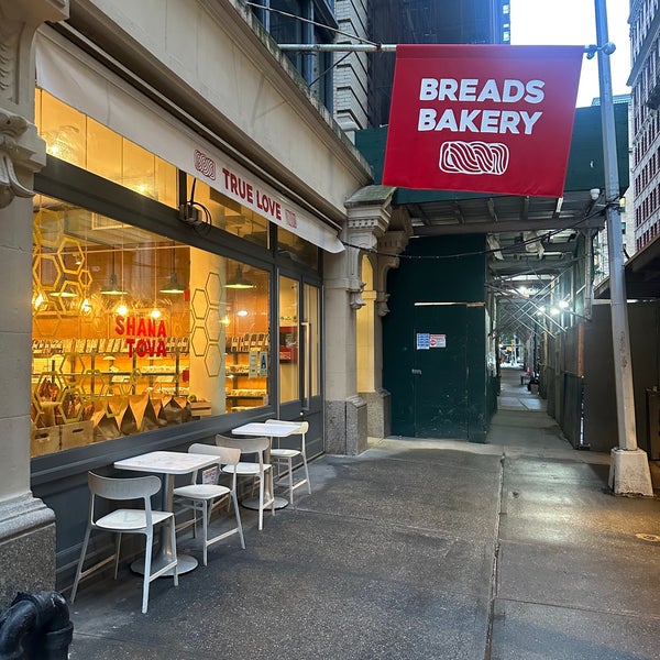 Photo prise au Breads Bakery par Rumi le9/23/2023
