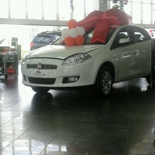 Automax Fiat Concessionária / Loja de Veículos em Belo Horizonte