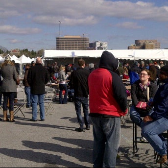 Photo taken at 2013 Winter Beer Carnival by ERIC on 2/11/2012