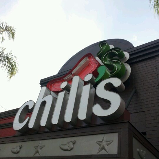 Photo taken at Chili&#39;s Grill &amp; Bar by BEAR L. on 9/9/2012