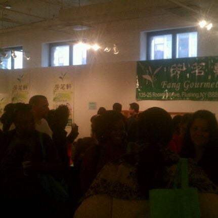 2/25/2012 tarihinde David H.ziyaretçi tarafından Coffee &amp; Tea Festival NYC'de çekilen fotoğraf