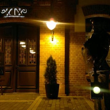 Foto tirada no(a) Restaurant XIX amžius por Vladas em 10/22/2011