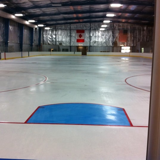 MidSouth Ice House Skating Rink