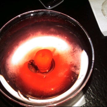 Shelley is the Martini Maestro!  Yum maaaaaay!  Loving the Cherry Cheesecaketini!  :D