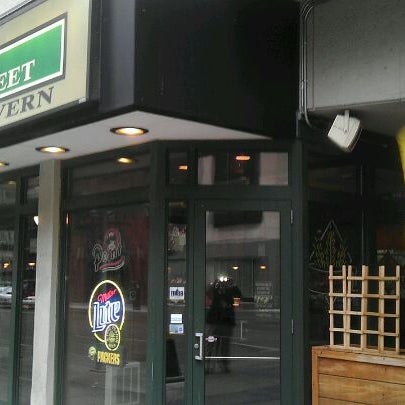 12/11/2011にAndy R.が8th Street Grill &amp; Taphouseで撮った写真