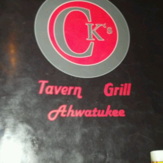 Photo prise au CK&#39;s Tavern &amp; Grill par Roger J. le2/11/2012