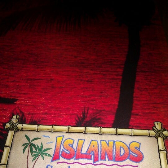 6/15/2012 tarihinde Jennifer L.ziyaretçi tarafından Islands Restaurant'de çekilen fotoğraf