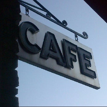Photo taken at Symposium Cafe Restaurant Waterloo by SammyJay on 4/6/2012