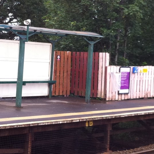 Humphrey Park Railway Station (HUP) Rail Station in Urmston