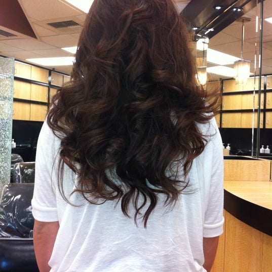 Ricardos Hair Design Building In Anaheim