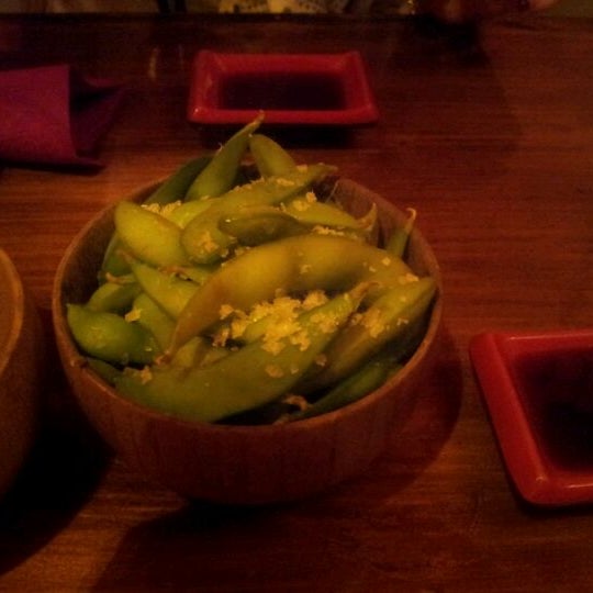Photo taken at Kynoto Sushi Bar by Sergi G. on 3/23/2012