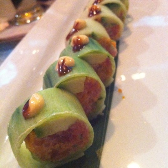 Try the Jalepeno and yellowtail + Hot Mama Cucumber Roll #CPL8