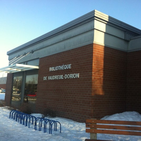 Bibliothèque VaudreuilDorion College Library