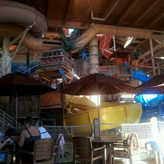 Foto scattata a Lost Rios Indoor Waterpark da Calvin L. il 1/3/2012