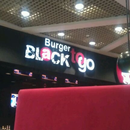 8/15/2011에 Alexander K.님이 Black Bar &#39;n&#39; Burger에서 찍은 사진
