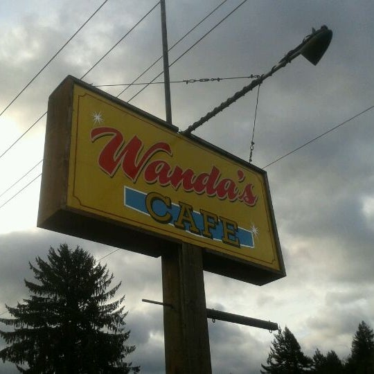 Photo taken at Wanda&#39;s Cafe + Bakery by Carolina on 4/12/2012