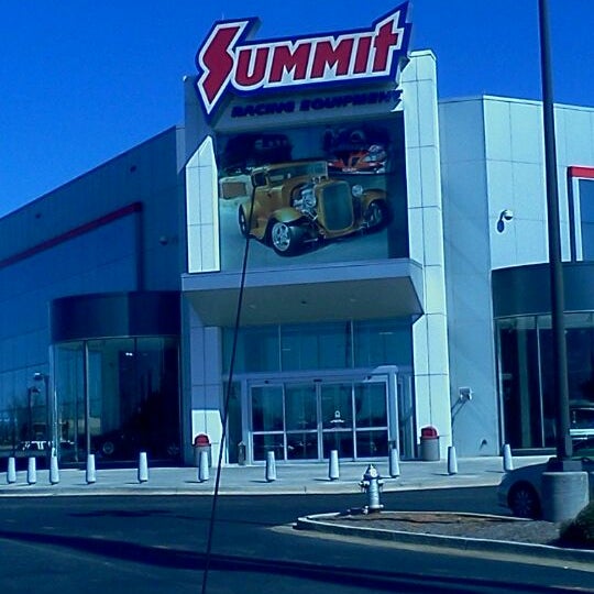 Photos at Summit Racing Equipment McDonough, GA