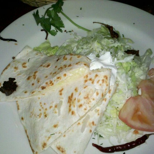 Das Foto wurde bei La Parrilla Mexican Restaurant von Mitchell P. am 10/19/2011 aufgenommen