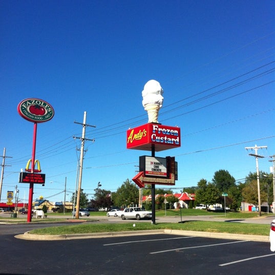 Photo taken at Andy&#39;s Frozen Custard by Courtney L. on 9/10/2012