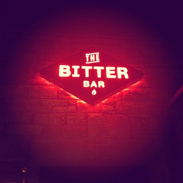 Foto tirada no(a) The Bitter Bar por Casey em 11/18/2011