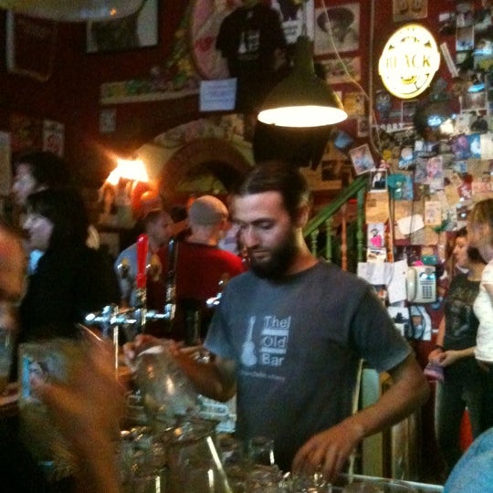 11/19/2011 tarihinde Claireziyaretçi tarafından The Old Bar'de çekilen fotoğraf