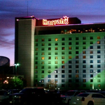 Photo taken at Harrah&#39;s Casino by Juan H. on 9/24/2011