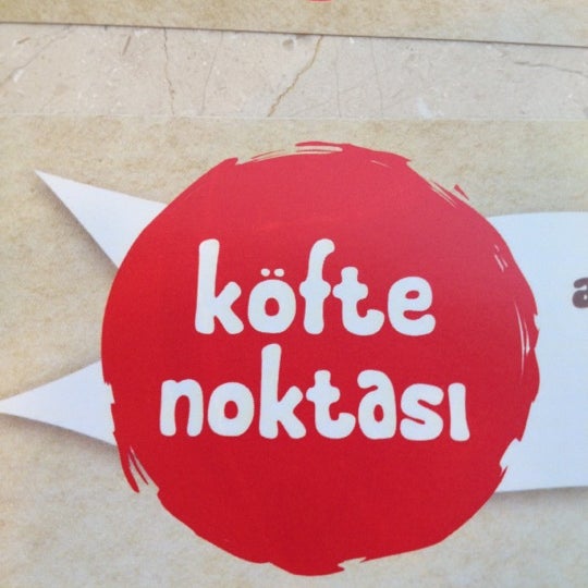 รูปภาพถ่ายที่ Köfte Noktası โดย Seckin O. เมื่อ 9/6/2012
