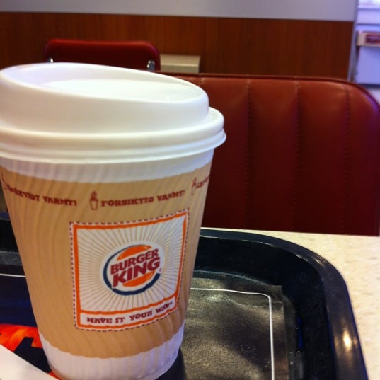รูปภาพถ่ายที่ Burger King โดย Mārcis G. เมื่อ 4/27/2012