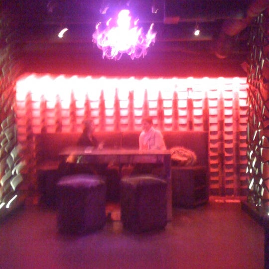 Foto tirada no(a) Infusion Lounge por Claude T. em 1/6/2012