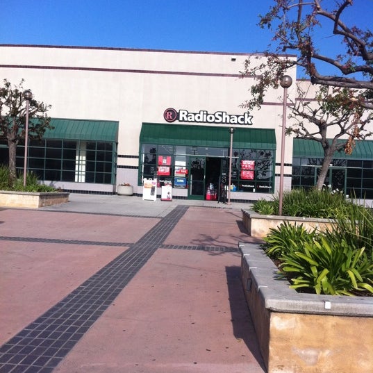 RadioShack (Now Closed) Electronics Store in Alhambra