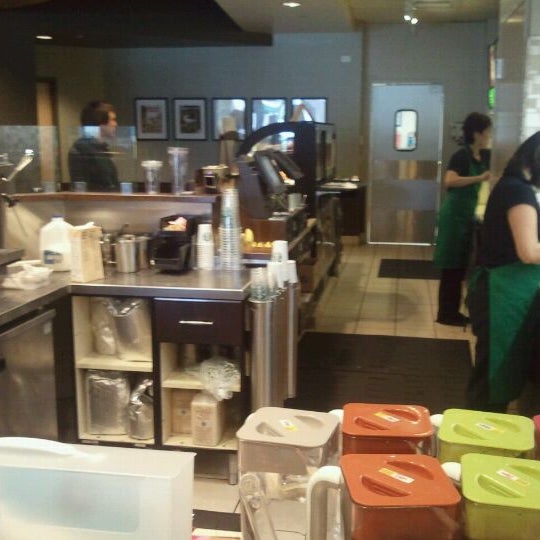 Are there any starbucks open today