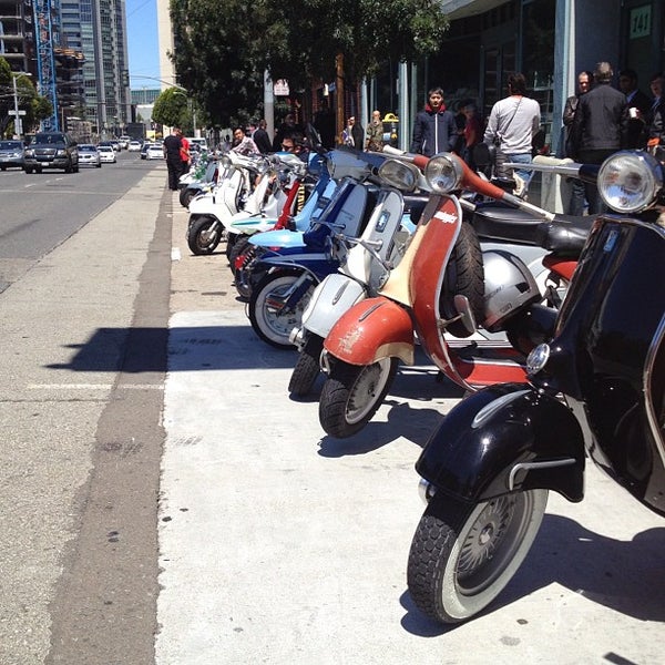 Photo taken at San Francisco Scooter Centre by Steve C. on 8/11/2012