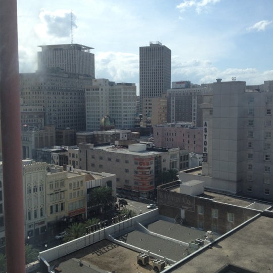 Photo taken at Chateau LeMoyne - French Quarter, A Holiday Inn Hotel by Steven H. on 3/6/2012
