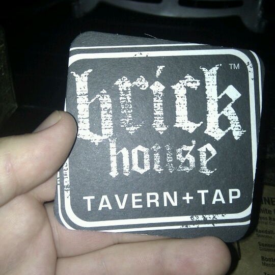 1/27/2012에 Randy D.님이 Brick House Tavern + Tap에서 찍은 사진