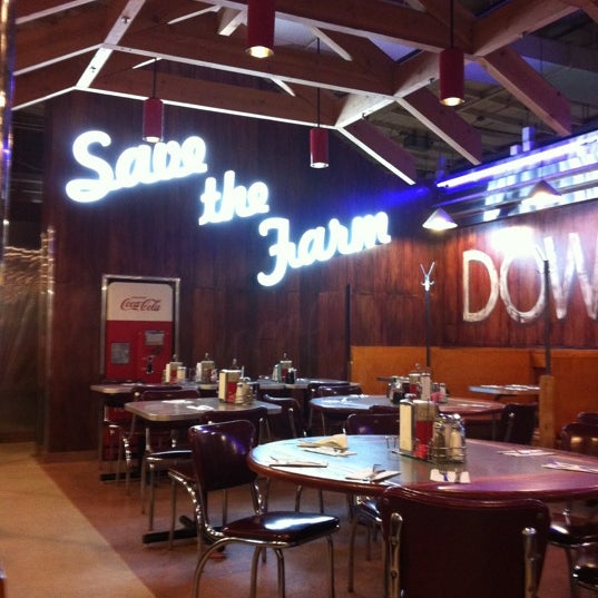 Photo taken at Down Home Diner by Aggie Y. on 4/7/2012