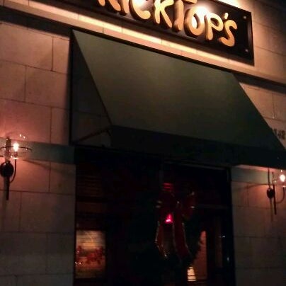 Das Foto wurde bei Bricktops Restaurant von Marty O. am 12/24/2011 aufgenommen