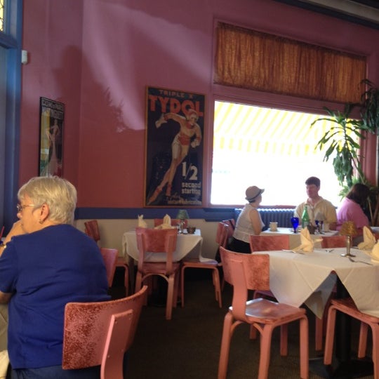 Yellow Brick Bank - American Restaurant in Shepherdstown